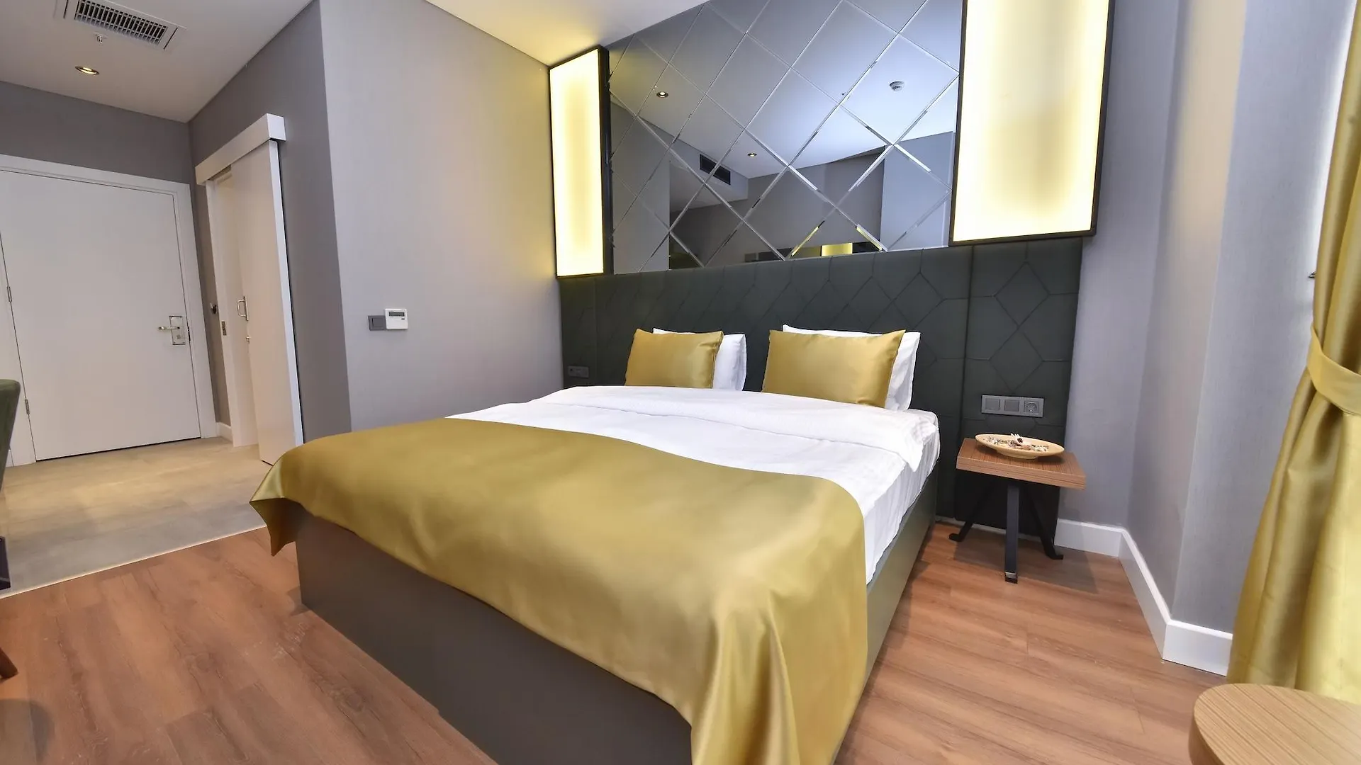 Redistanbul Otel 3*,